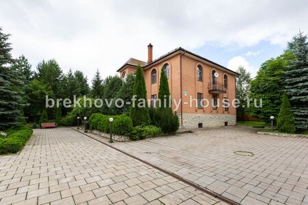 brekhovo-family-house-25